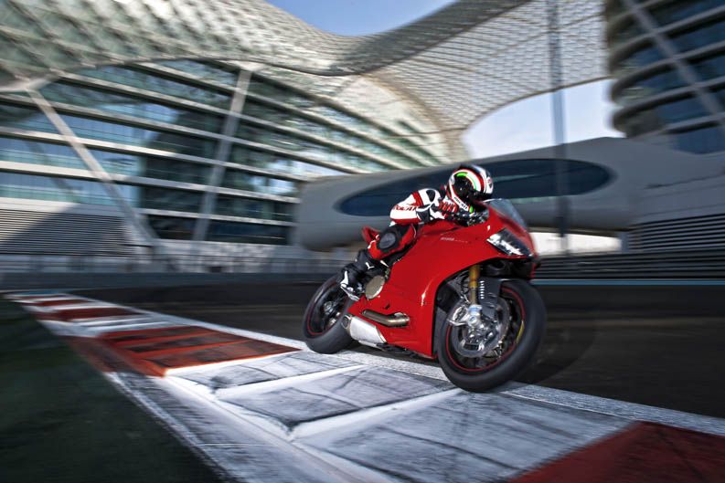 Ducati 1199 Panigale 2014. Galería de fotos