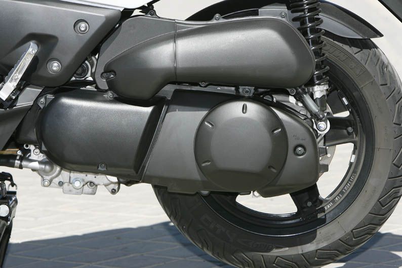 Fotos: Comparativa Yamaha X-Max 250, 400 y 530 T-Max