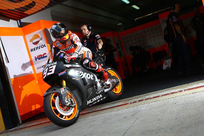 Tercer día de test MotoGP en Valencia. Galería de fotos