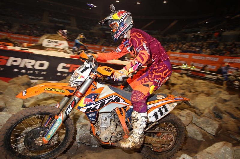 Taddy Blazusiak en el SuperEnduro de Liverpool.