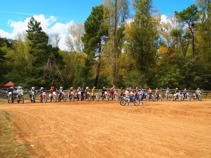 Curso Motocross Academy