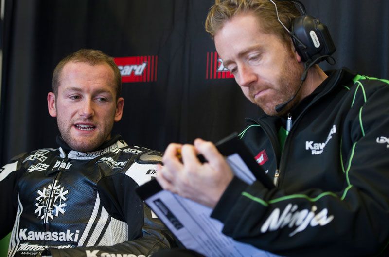 Entrenamientos Kawasaki de Tom Sykes y Loris Baz en Jerez
