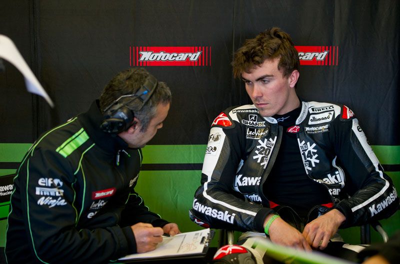 Entrenamientos Kawasaki de Tom Sykes y Loris Baz en Jerez