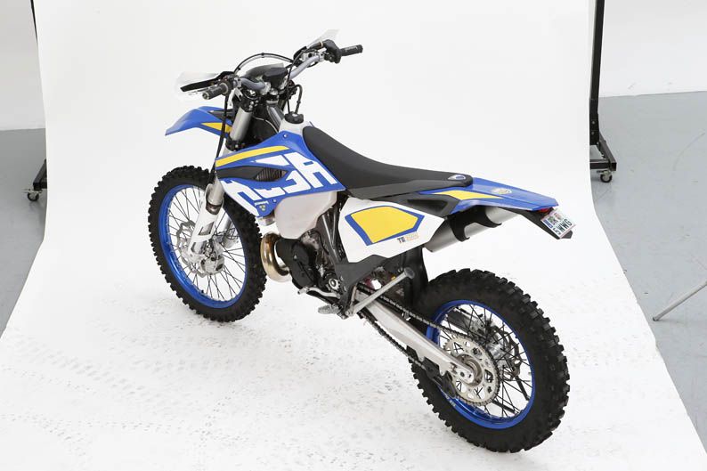 Comparativa Husaberg TE 300 y KTM 300 EXC. Galería de fotos