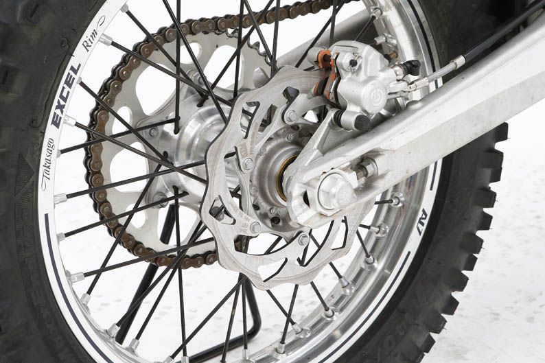 Comparativa Husaberg TE 300 y KTM 300 EXC. Galería de fotos
