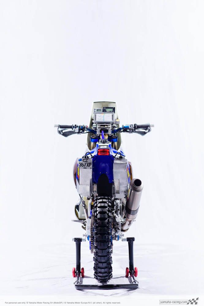 Fotos Cyril Despres con su Yamaha Dakar 2014