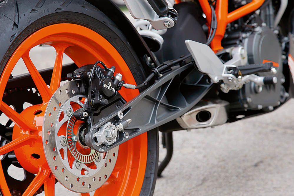 Probamos la KTM 390 Duke. Fotos