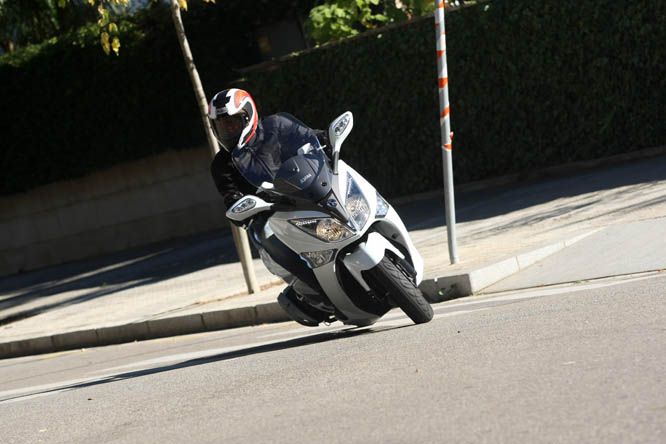 Prueba SYM Joymax 125i