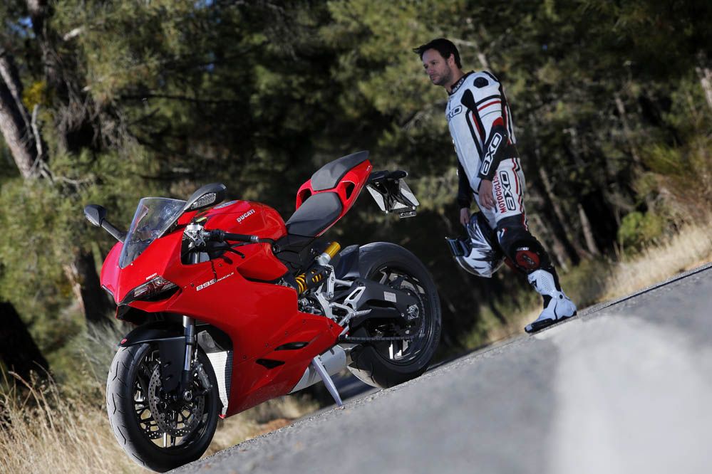 Prueba de la Ducati 899 Panigale. Fotos