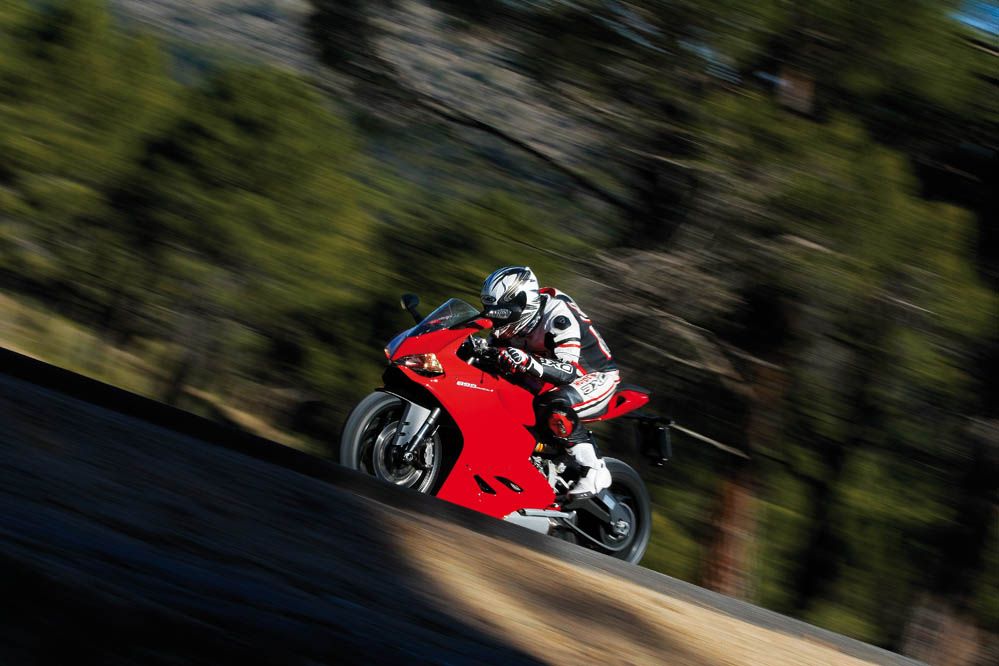 Prueba de la Ducati 899 Panigale. Fotos