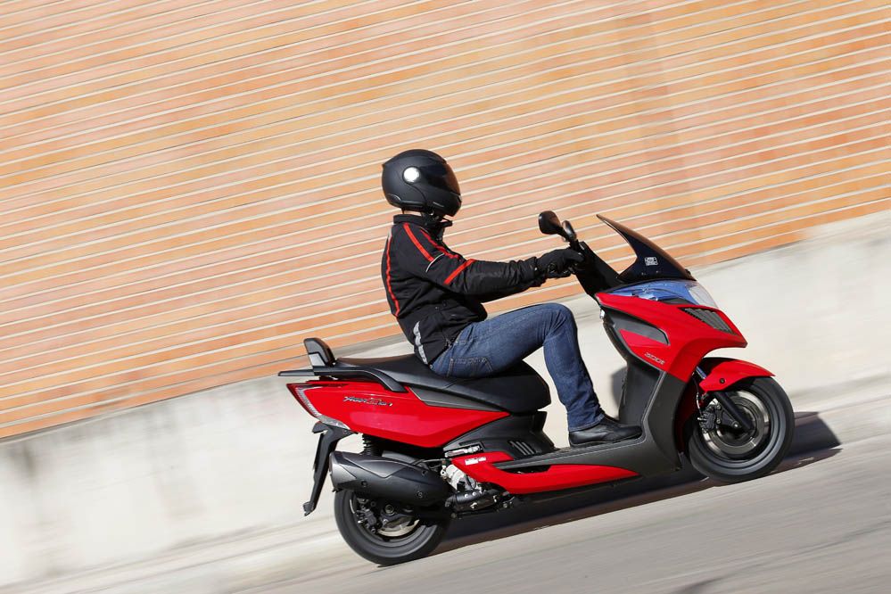 KYMCO Yager GT 300i. Fotos