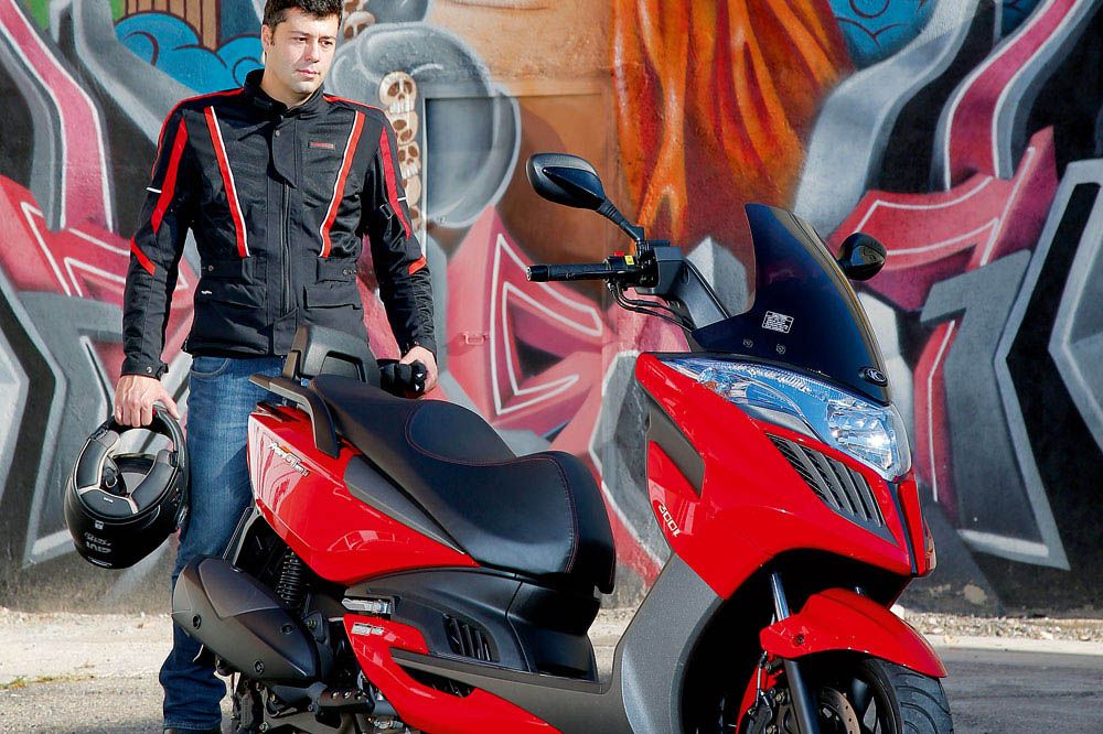 KYMCO Yager GT 300i. Fotos