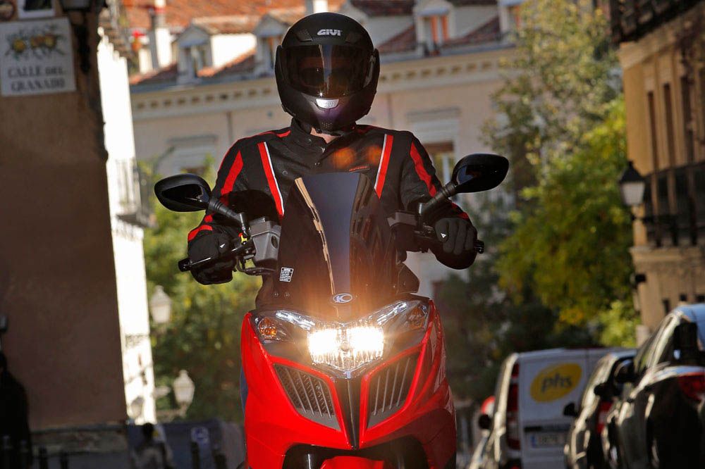 KYMCO Yager GT 300i. Fotos