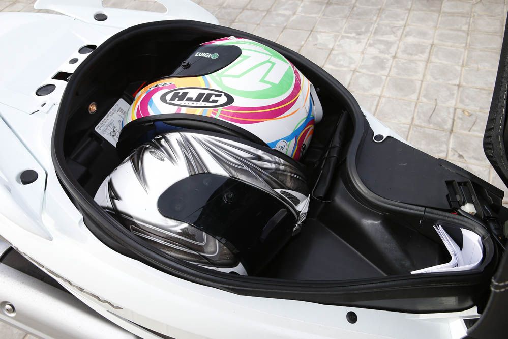 Suzuki Burgman 125. Fotos