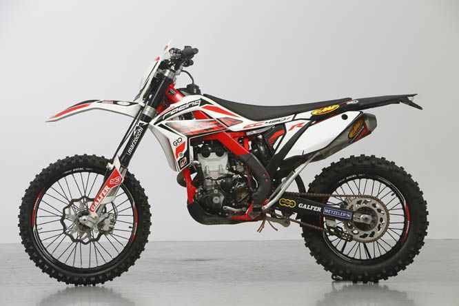 Fotos comparativa enduro: KTM 450 EXC VS Gas Gas EC 450 F Racing