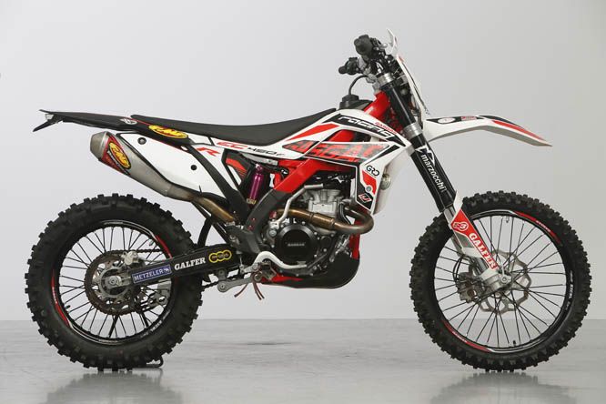Fotos comparativa enduro: KTM 450 EXC VS Gas Gas EC 450 F Racing