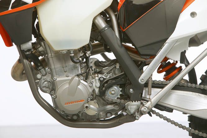 Fotos comparativa enduro: KTM 450 EXC VS Gas Gas EC 450 F Racing