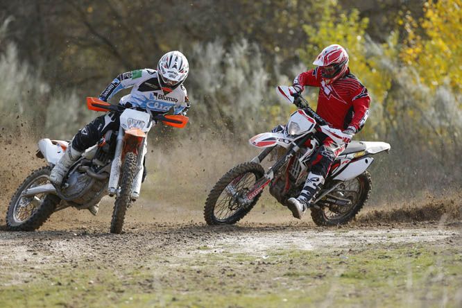 Fotos comparativa enduro: KTM 450 EXC VS Gas Gas EC 450 F Racing