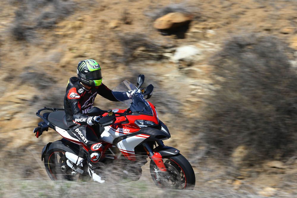 Con Cal Crutchlow en California