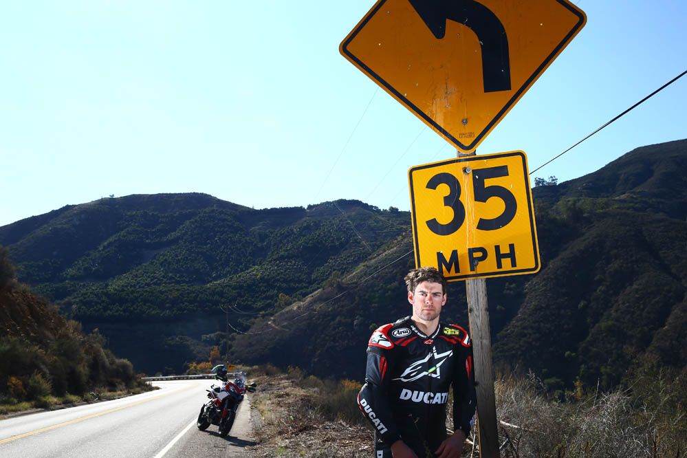 Con Cal Crutchlow en California