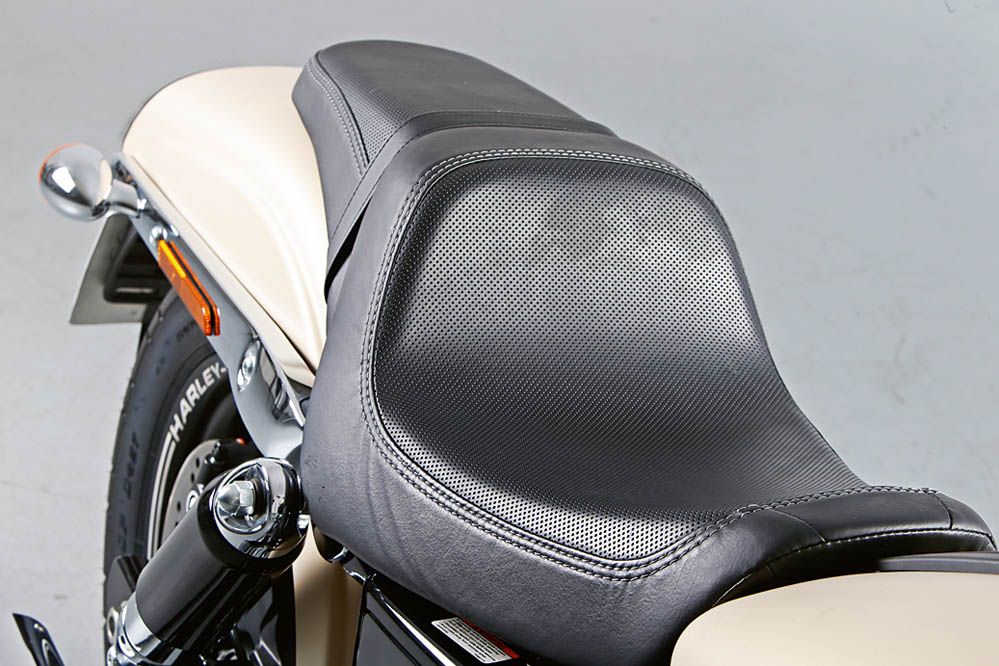 Harley-Davidson FXDF Fat Bob. Fotos