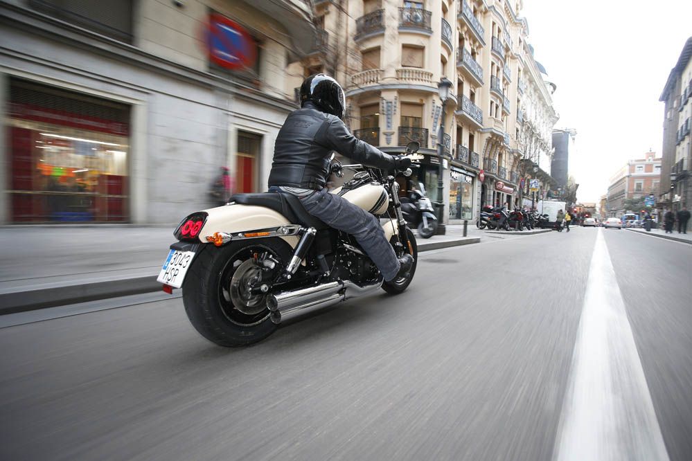 Harley-Davidson FXDF Fat Bob. Fotos