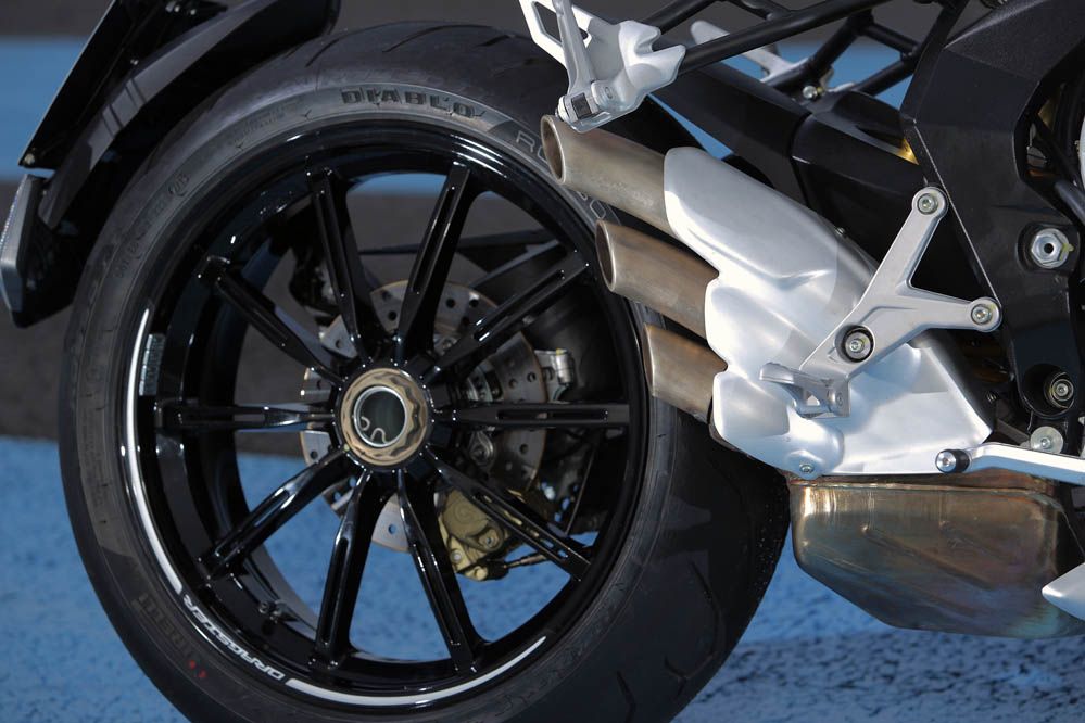 MV Agusta Brutale 800 Dragster. Galería de fotos