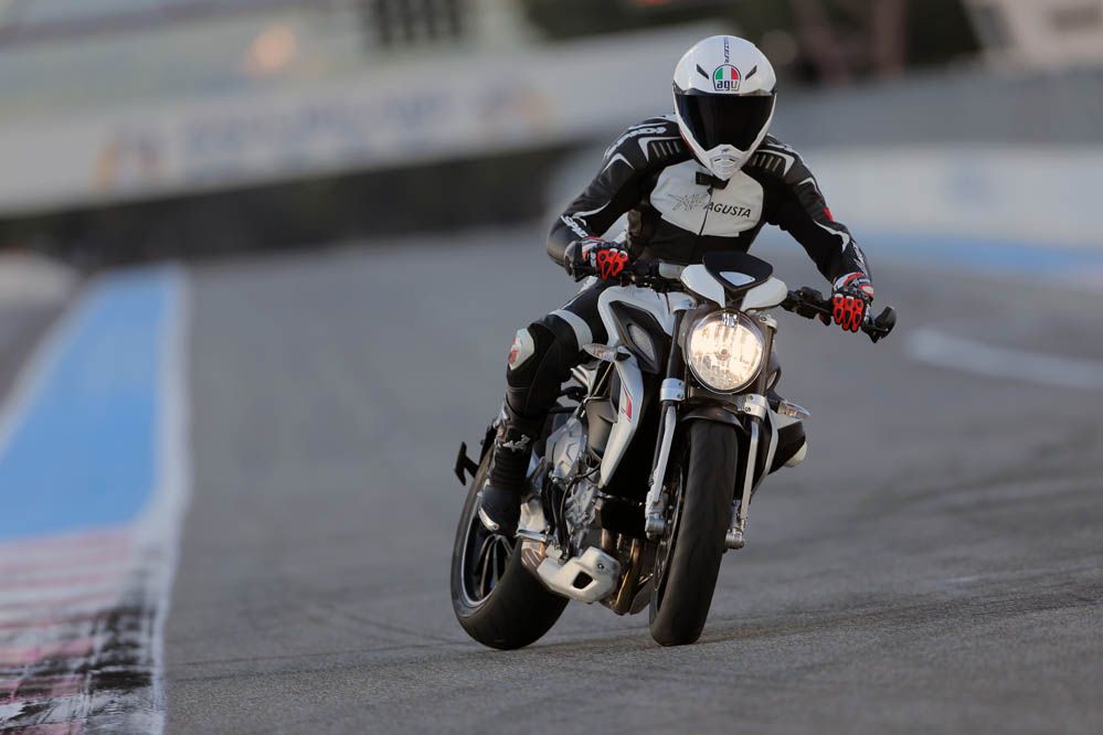 MV Agusta Brutale 800 Dragster. Galería de fotos