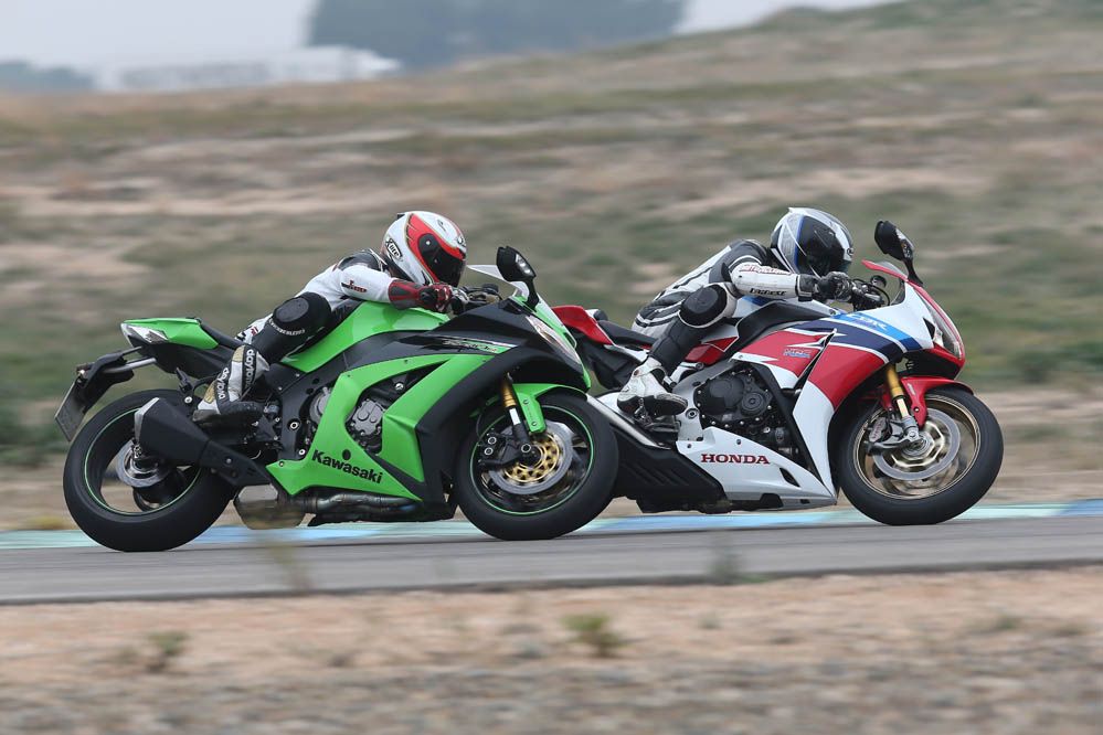Comparativa Honda CBR1000RR SP y Kawasaki ZX-10R. Fotos