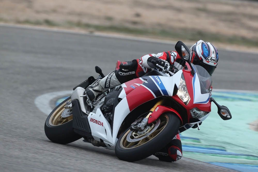 Comparativa Honda CBR1000RR SP y Kawasaki ZX-10R. Fotos