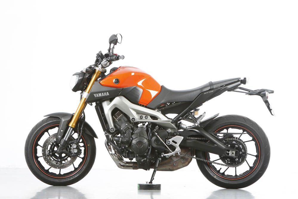 Yamaha FZ8 - Yamaha MT-09. Fotos.
