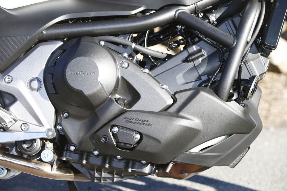 Honda NC750S DCT ABS. Fotos