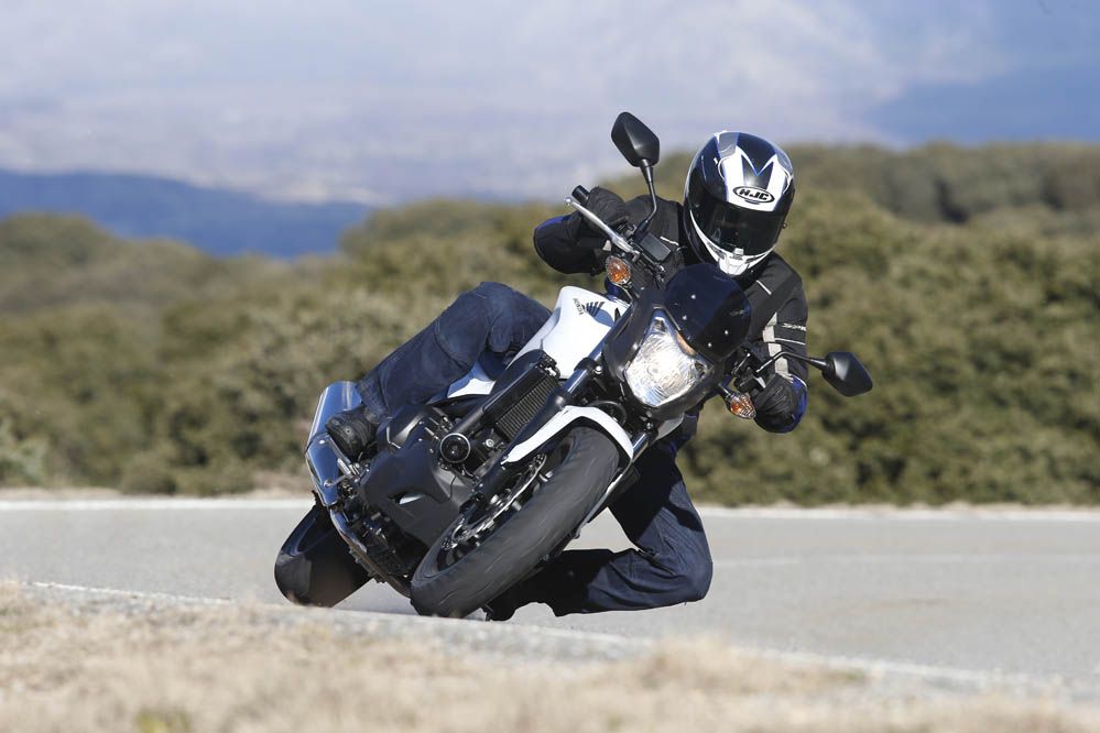 Honda NC750S DCT ABS. Fotos