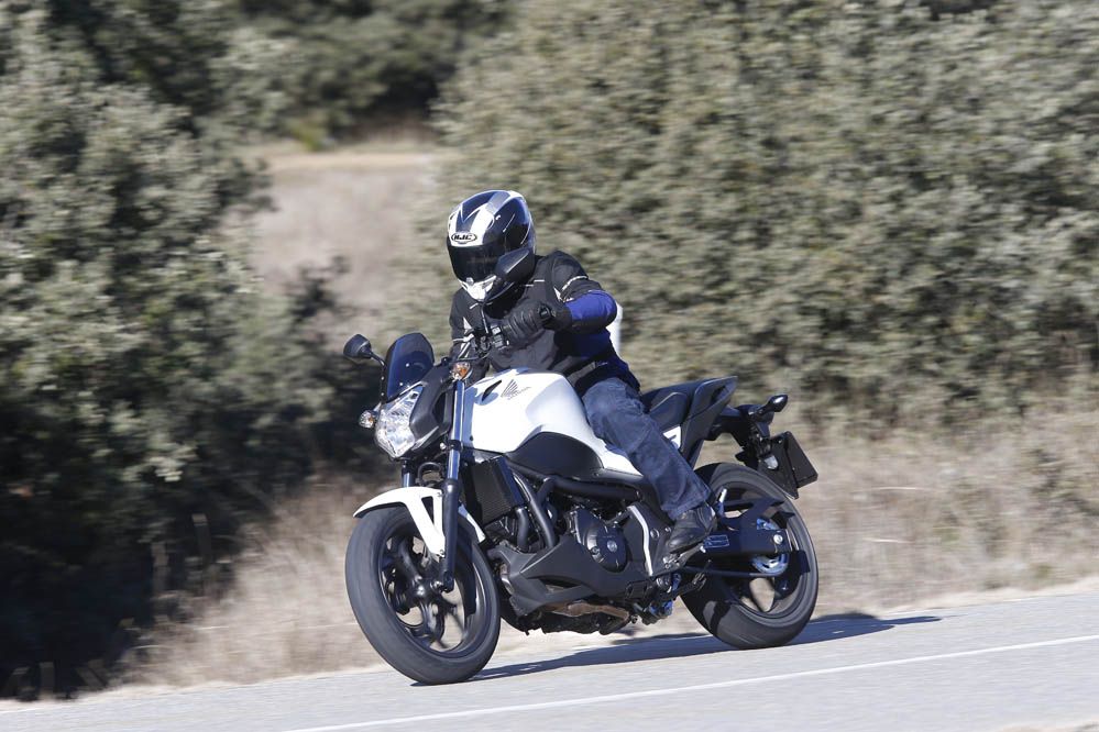 Honda NC750S DCT ABS. Fotos