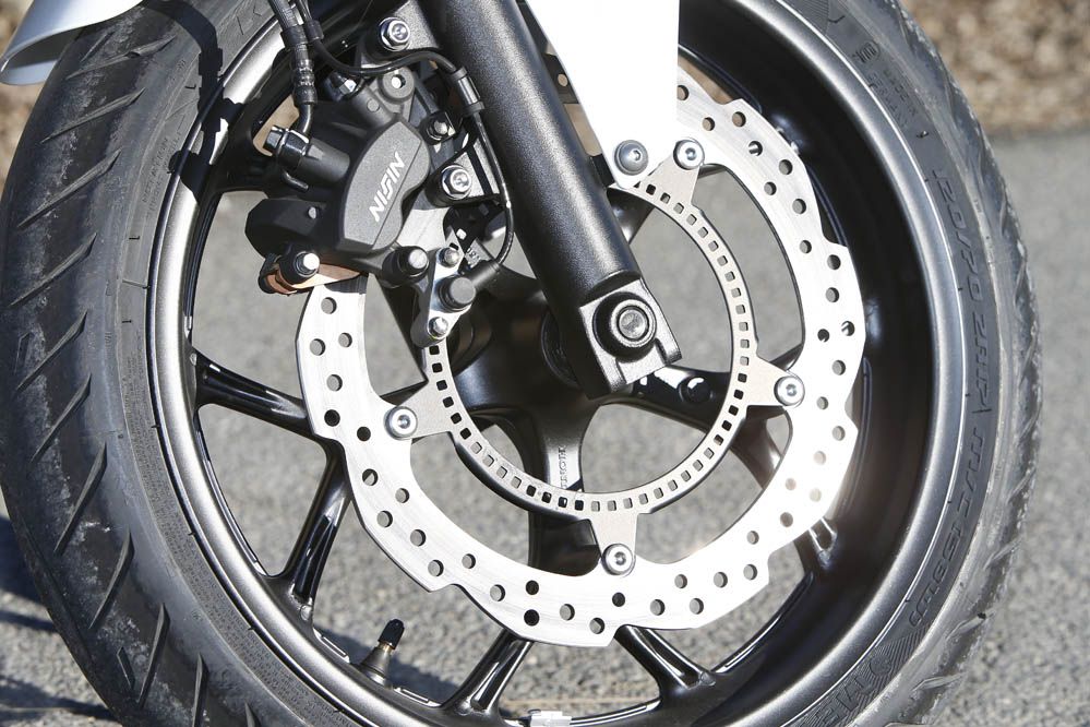 Honda NC750S DCT ABS. Fotos