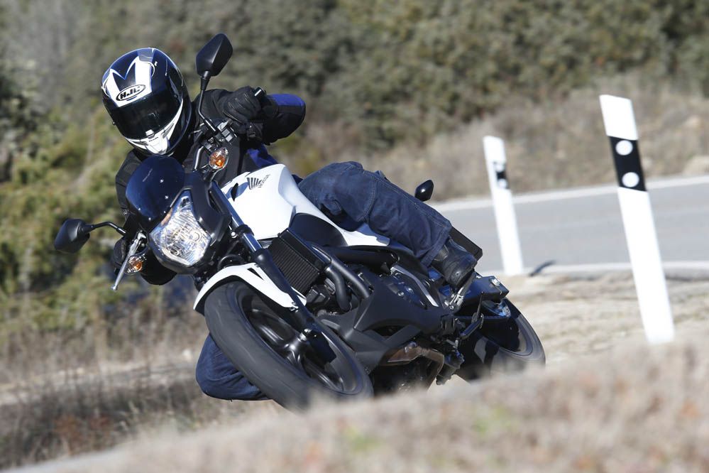 Honda NC750S DCT ABS. Fotos