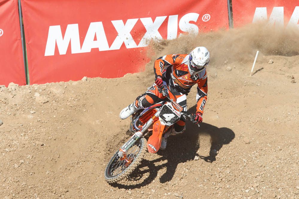 Butrón gana la prueba inaugural del Nacional de Motocross en Albaida