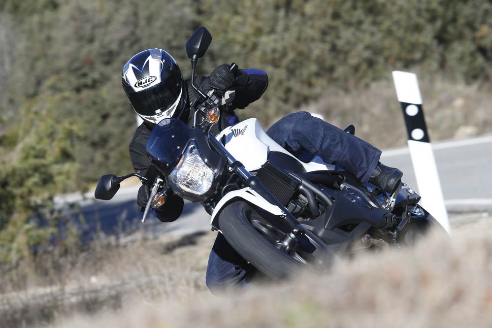 Honda NC750S DCT ABS. Fotos