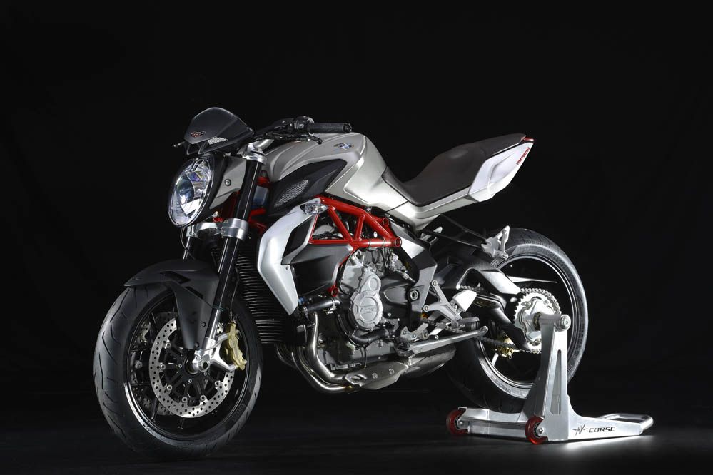 Prueba de la MV Agusta Rivale 800. Galería de fotos