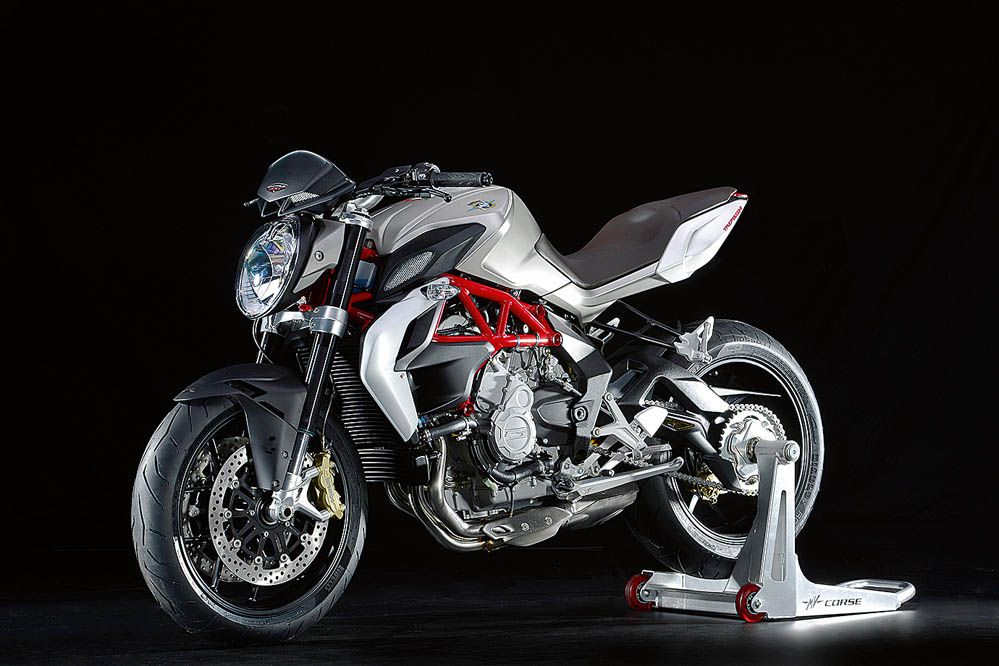 Prueba de la MV Agusta Rivale 800. Galería de fotos