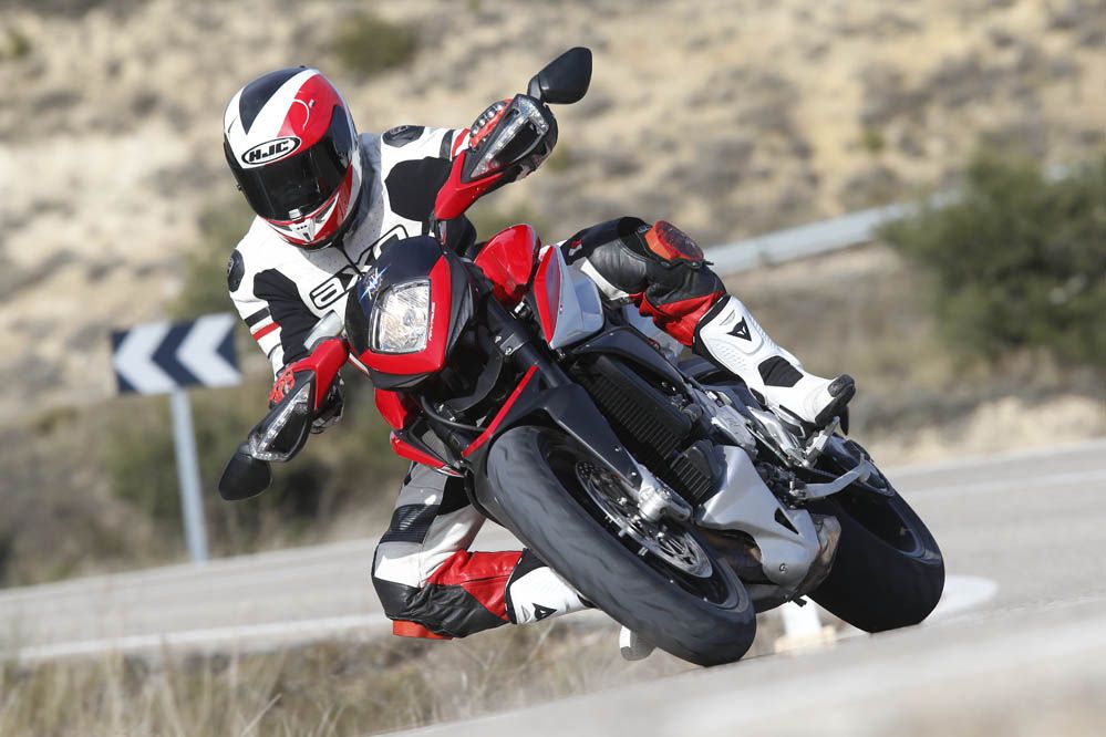 Prueba de la MV Agusta Rivale 800. Galería de fotos