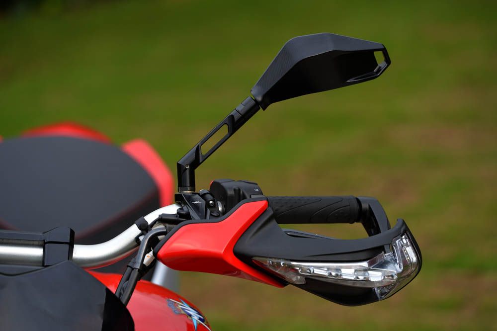 Prueba de la MV Agusta Rivale 800. Galería de fotos