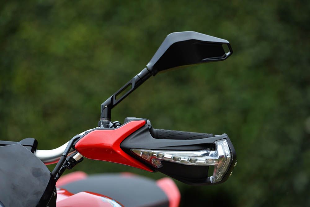 Prueba de la MV Agusta Rivale 800. Galería de fotos