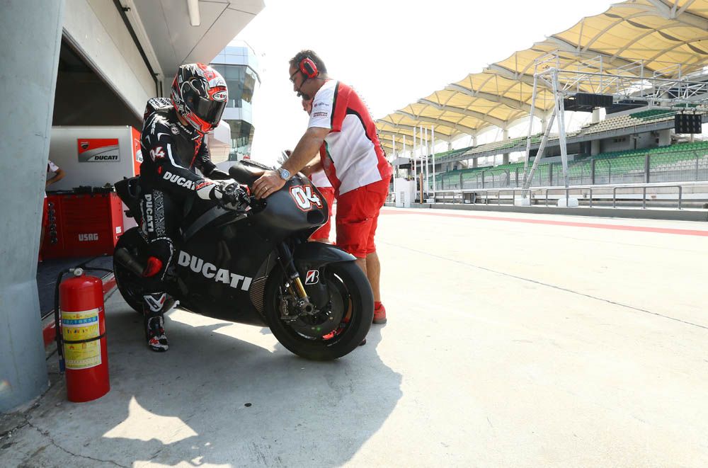 Test Sepang MotoGP. Primer día. Galería de fotos