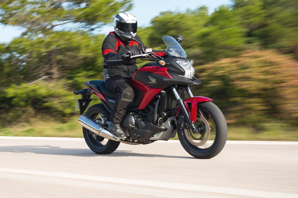 Honda NC750X ABS DCT. Galería de fotos