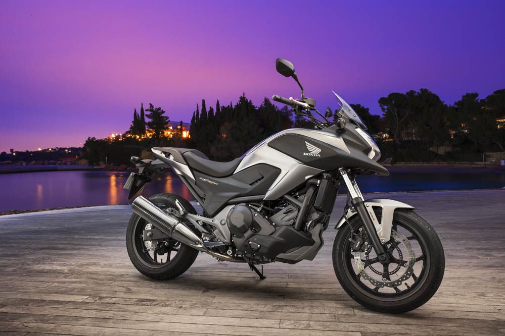 Honda NC750X ABS DCT. Galería de fotos