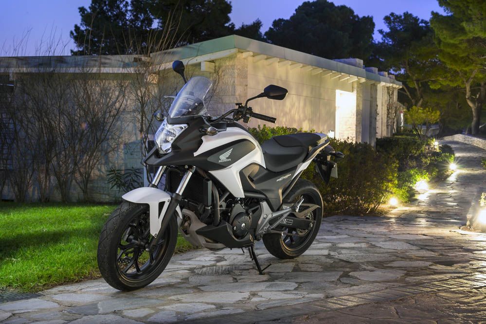 Honda NC750X ABS DCT. Galería de fotos