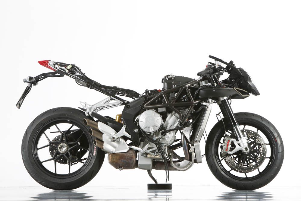 Comparativa: Ducati 899 Panigale - Mv Agusta F3 800. Galería de fotos.