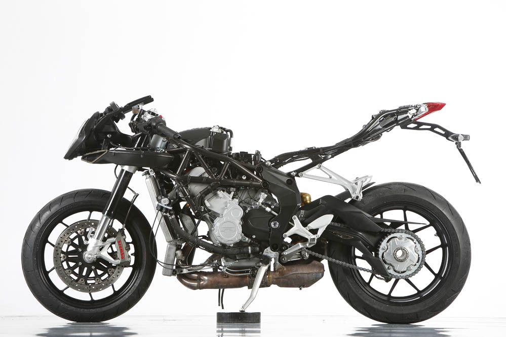 Comparativa: Ducati 899 Panigale - Mv Agusta F3 800. Galería de fotos.
