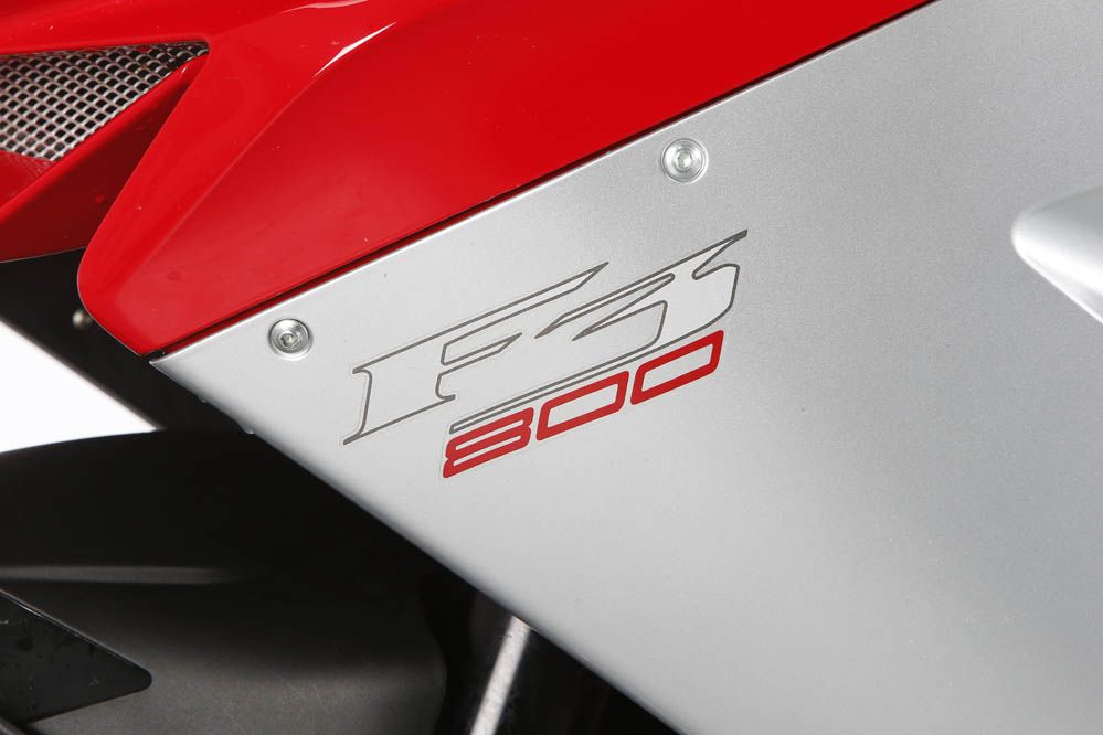Comparativa: Ducati 899 Panigale - Mv Agusta F3 800. Galería de fotos.
